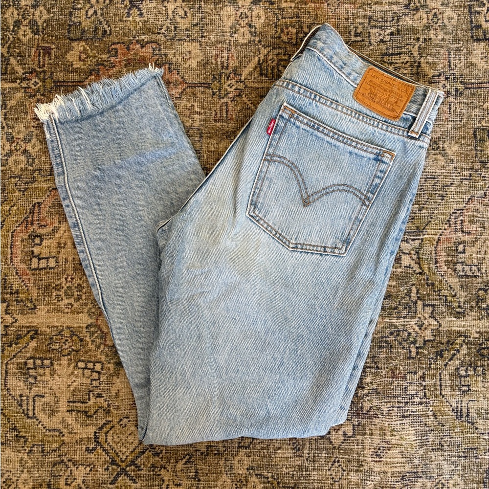 Vintage Levi's Light Blue Denim Jeans “wedgie” | 28